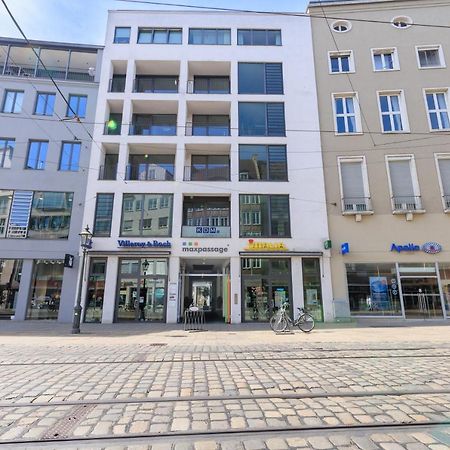 Global Living - Design Apartment I Rathausplatz I Beamer I Ac I Kitchen I Augsburg Exterior photo